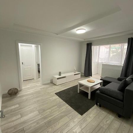 Apartament Apartment Lugoj Bagian luar foto